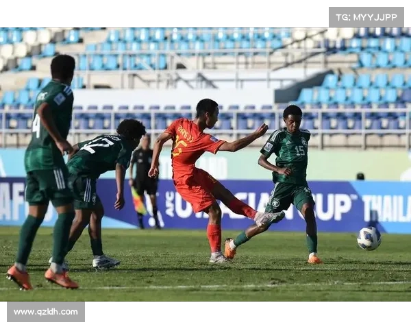 马德兴曝U17国少赛前训练遭沙特全程监控 中国工作人员交涉未果 马德兴曝U17国少赛前训练遭沙特全程监控 中国工作人员交涉未果